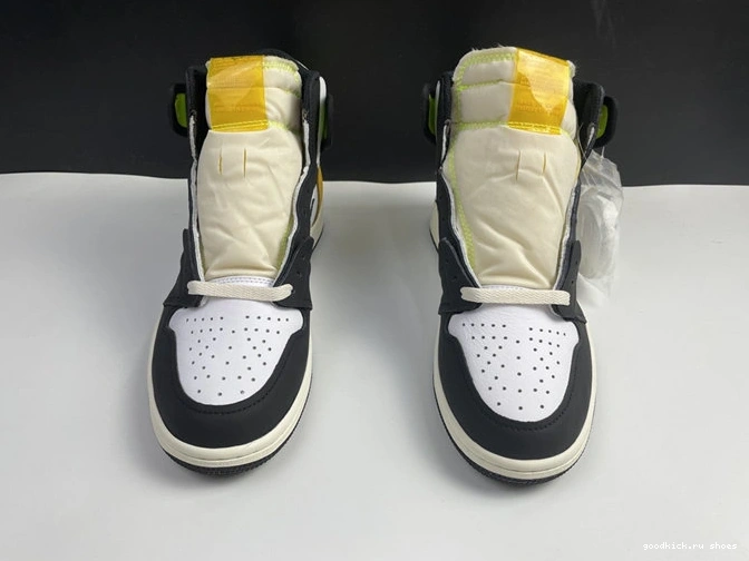 3736 555088- Gold Volt University Refined Jordan1 Black White 1026
